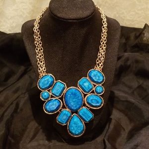 Statement necklace